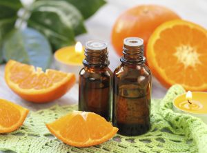 fresh_citrus_fruit_and_essential_oils_home_fragrance